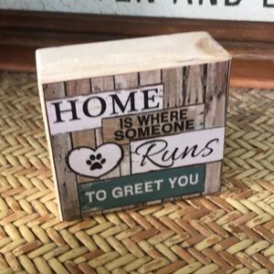 Inspirational Wood Sitter